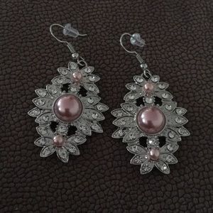 Pink pearls with Rhinestones Earrings